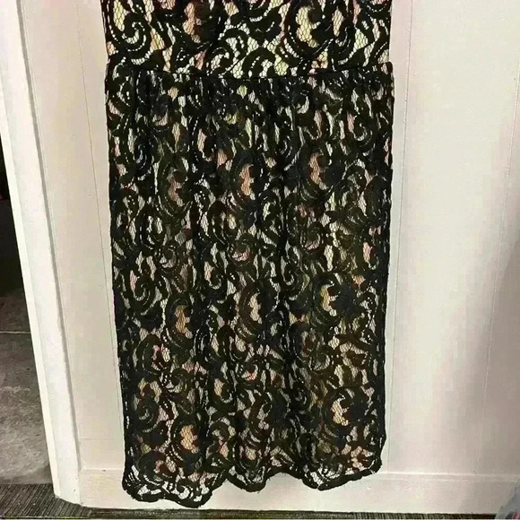 Torrid Black Floral Lace Nylon Sleeveless Dress Size 12 * As IS - Picture 5 of 11